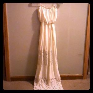 White lace detail maxi dress